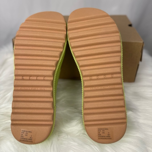 NWT Women’s Reef Water Vista Higher Platform Sandals bright green Sz 8 - Picture 10 of 10